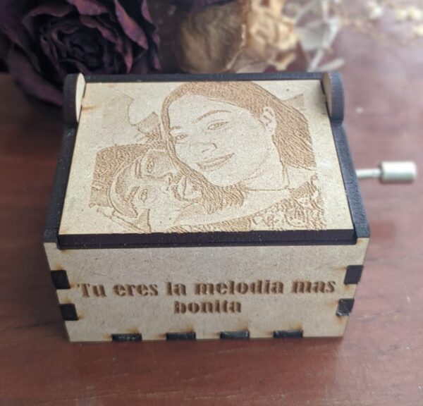 caja musical personalizada