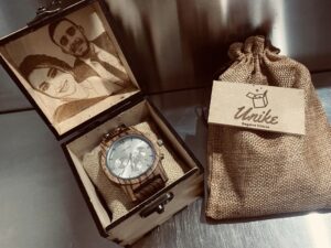 Reloj de Madera Modelo Vandal Claro photo review